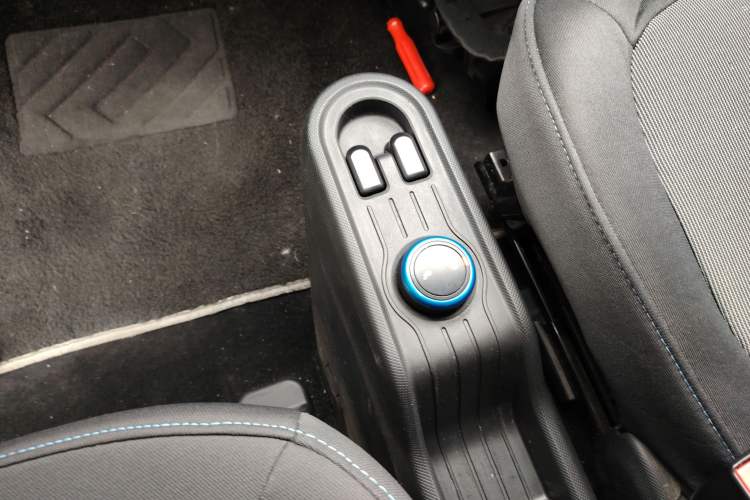 Used Wuling Hongguang MINIEV 2022 Easy Version Lithium Iron Phosphate
