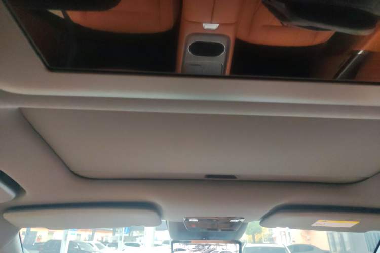 Used  eπ008 2025 210 Ultra Range-Extended Version 5 Seats
