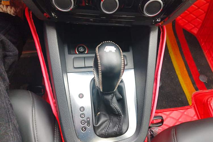 Used Volkswagen Sagitar 2014 Revised Version 1.6L Automatic Comfort Edition
