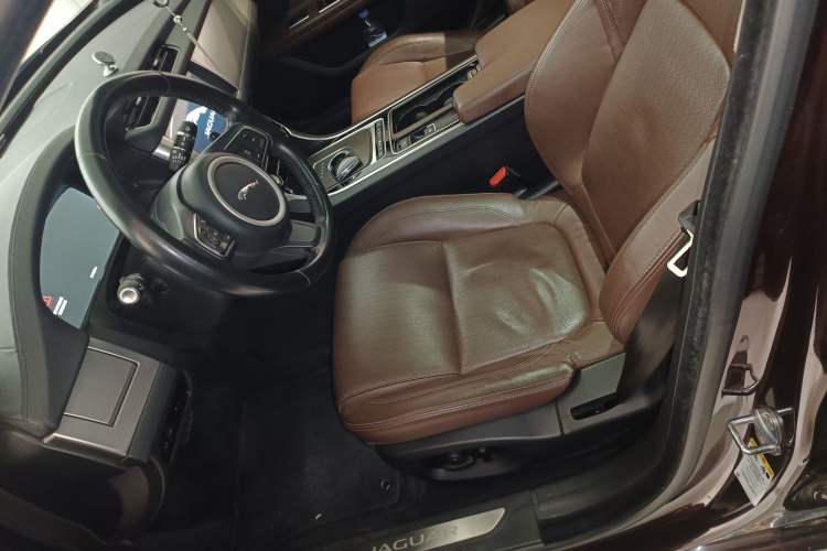 Used Jaguar XFL 2017 XFL 2.0T 240PS Premium Edition
