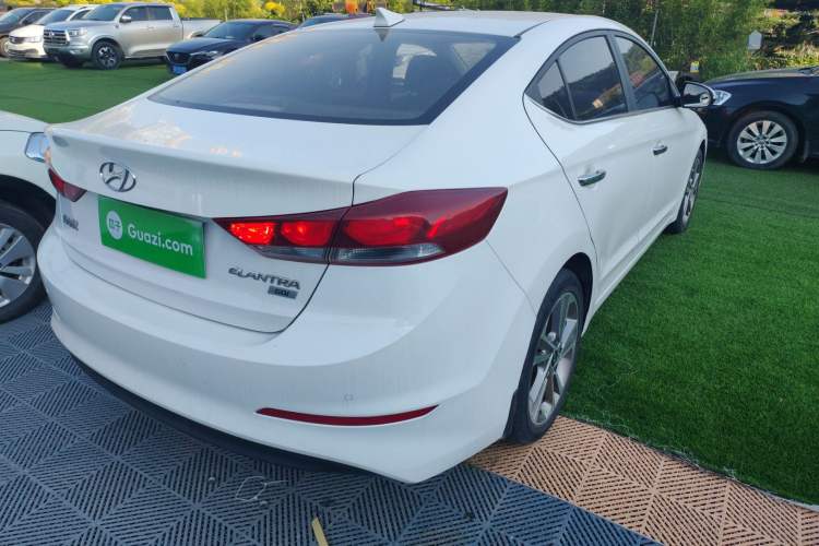 Used Hyundai Elantra 2016 1.6L Automatic ZhiXuan – Elite Version