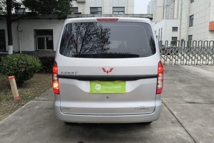 Used Wuling Hongguang V 2022 1.5L Jingqu Edition Electric-Assist LAR