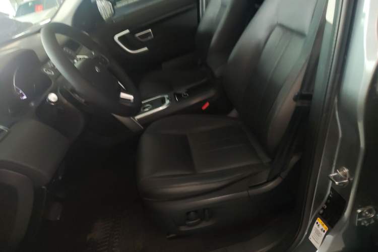 Used Land Rover Discovery Sport 2016 2.0T SE
