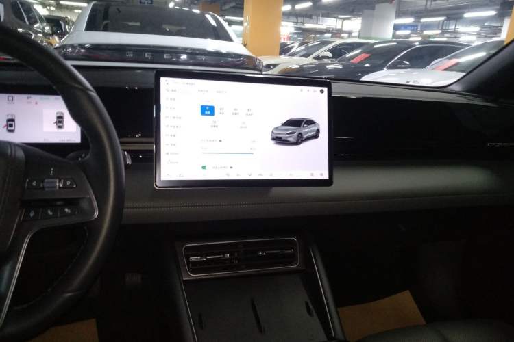 Used BYD Qin L 2025 EV 545KM Beyond Version
