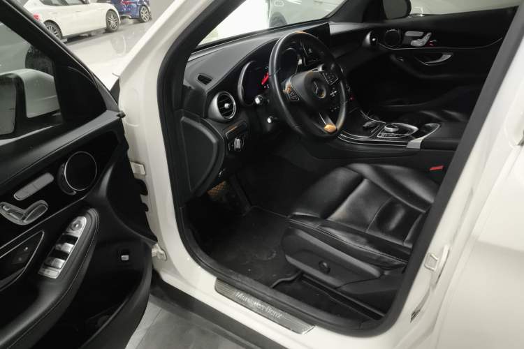 Used Mercedes-Benz GLC 2016 GLC 260 4MATIC Dynamic Edition