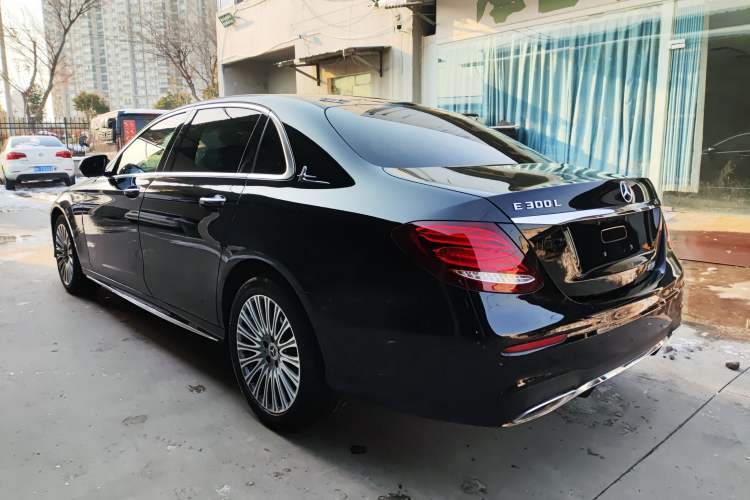 Used Mercedes-Benz E-Class 2020 Restyled E 300 L Sporty and Stylish Edition
