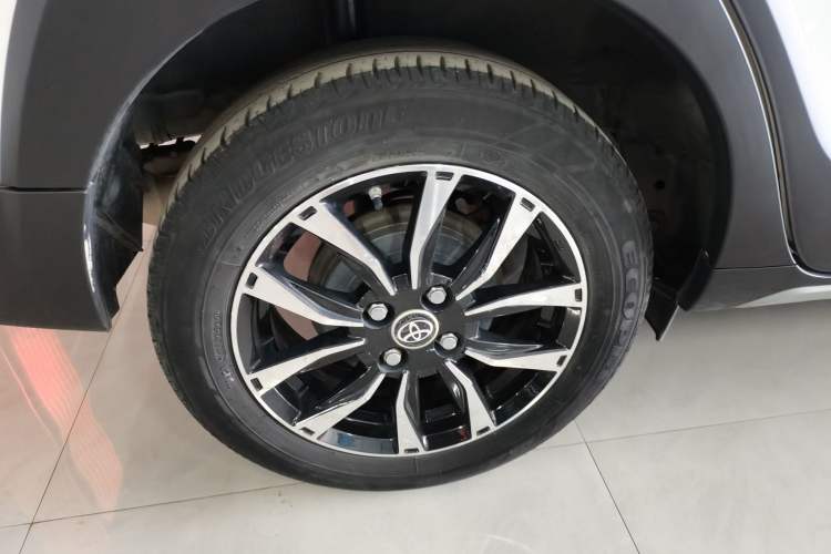 Used Toyota YARiS L 2020 X-Trail X 1.5L CVT Leading Edition
