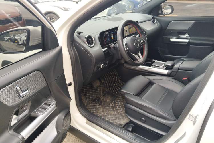 Used Mercedes-Benz GLA 2023 Facelifted GLA 200
