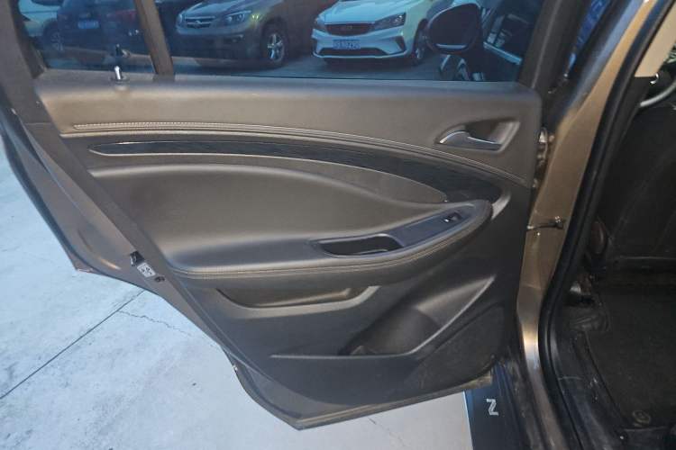 Used Buick Envision 2017 20T Two-Wheel Drive Leading Version
