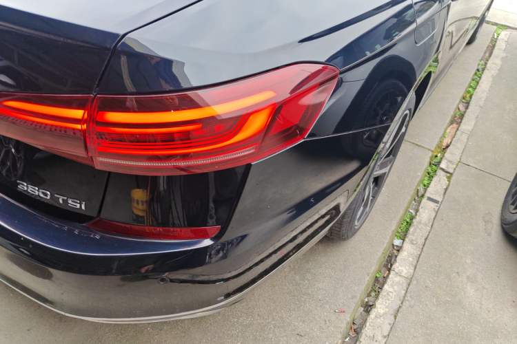 Used Volkswagen Passat 2024 380TSI Starry Dragon Edition
