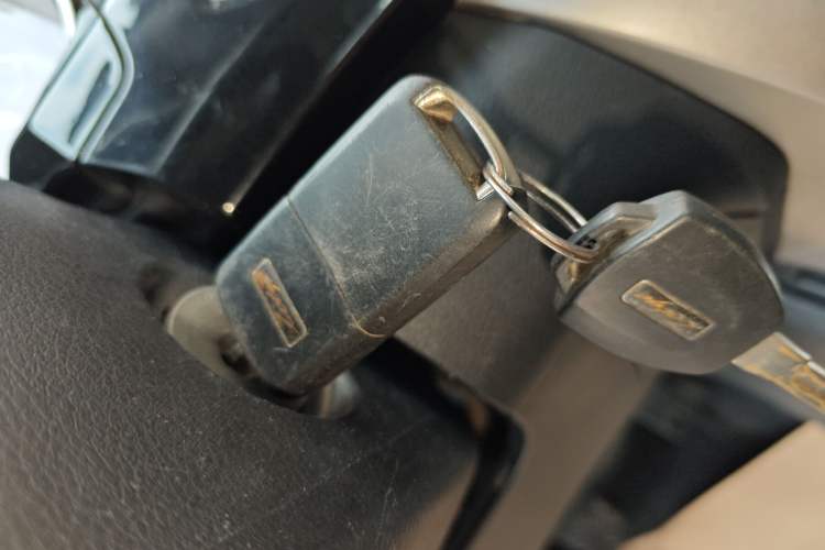 Used Zotye Domy X5 2016 1.5T Manual Luxury 7-Seater China V Emission Standard
