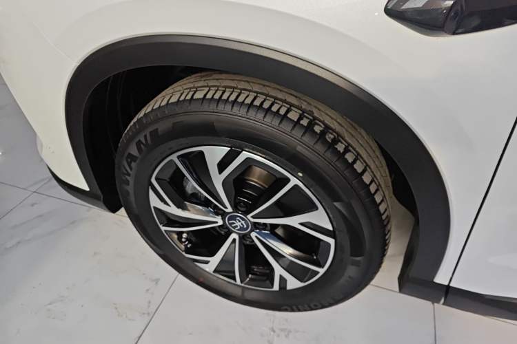 Used BYD Song Pro New Energy 2025 2nd Generation Intelligent Driving Version DM-i 75KM Leading Edition
