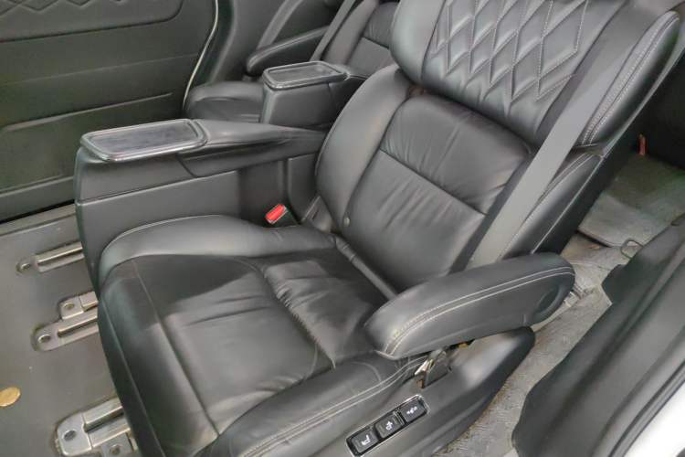 Used Honda Elysion 2019 2.0L Hybrid Luxury Edition