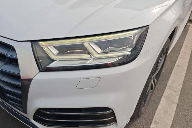 Used Audi Q5L 2020 Updated 40 TFSI Prestige Fashion Edition
