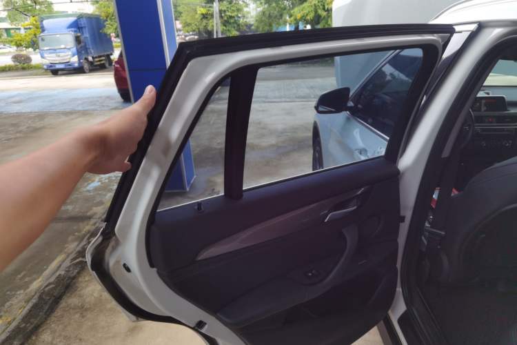 Used BMW X1 2016 sDrive20Li Luxury Model
