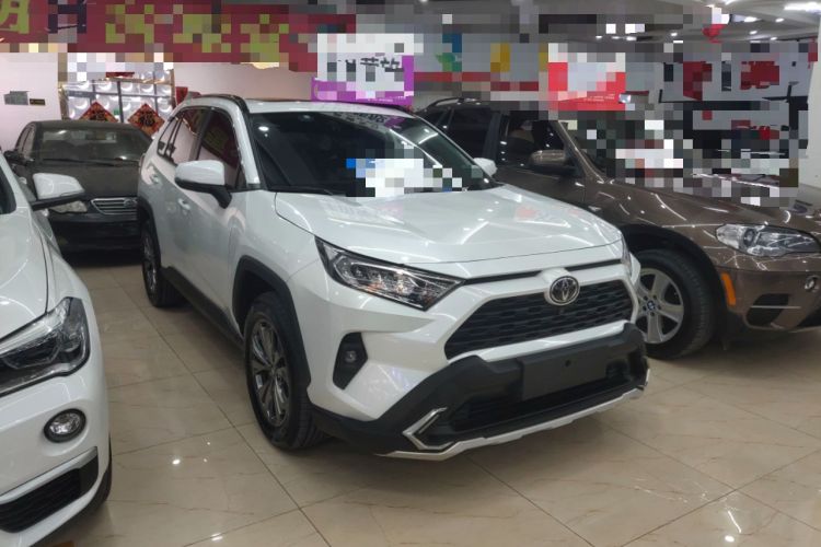 Used Toyota RAV4 2023 2.0L CVT Two-Wheel Drive Fashion Edition
