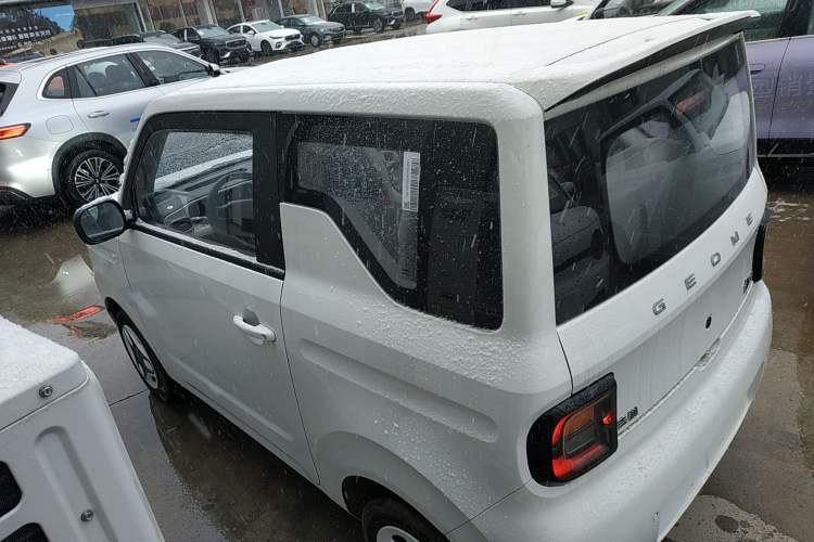 Used  Panda 2025 210 km – Yuanqi Bear
