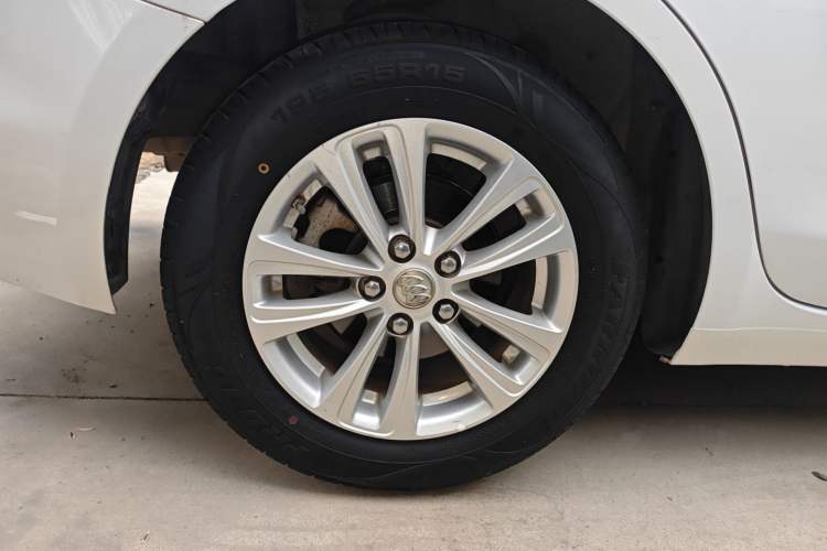 Used Buick GT 2016 15N Manual Entry-Level Trim
