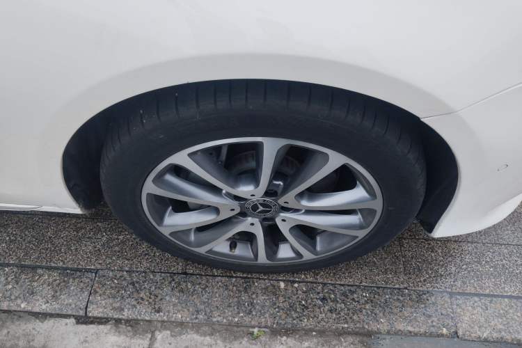 Used Mercedes-Benz E-Class 2018 E 300 L Luxury Model
