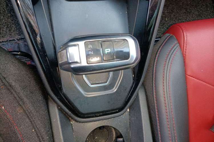 Used Haval H2s 2018 Blue Label 1.5T Dual-Clutch Elite Model
