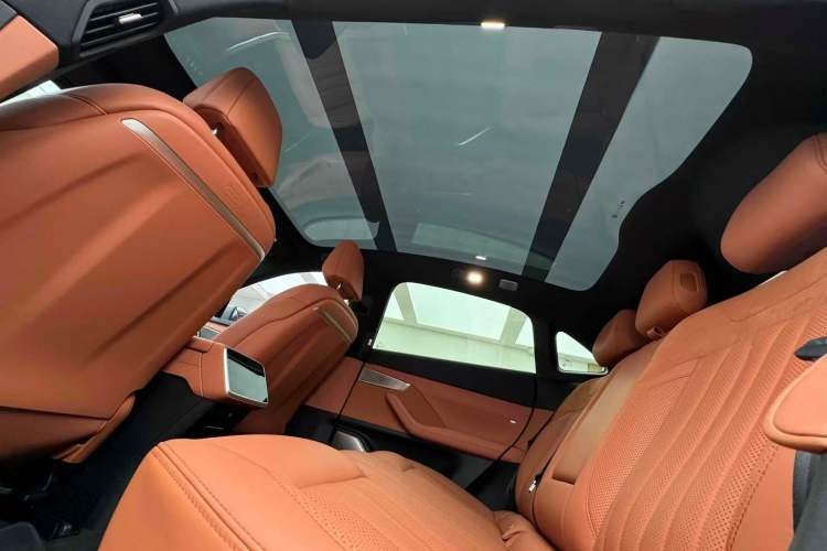 Used ONVO L60 2024 60 kWh Rear-Drive Version
