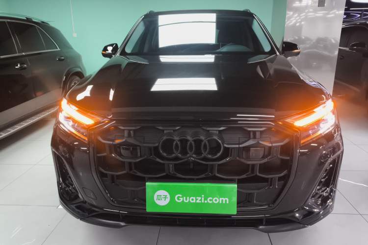 Used Audi Q7 2024 45 TFSI quattro S line Black Warrior Edition
