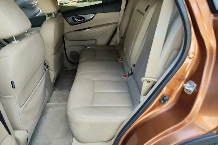 Used Nissan X-Trail 2014 2.5L CVT Luxury Edition 4WD
