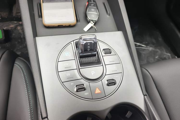 Used BYD Seal 06 New Energy 2025 DM-i Smart Drive 80KM Luxury Model
