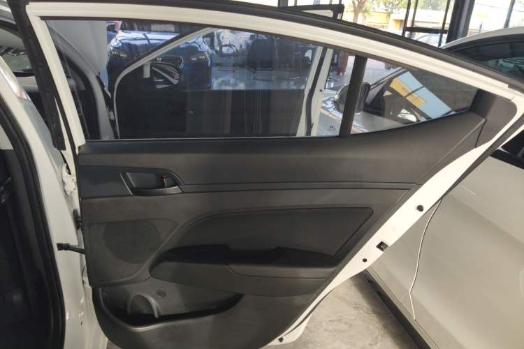 Used Hyundai Elantra 2018 1.4T Dual-Clutch Xuan Dong · Dynamic Edition
