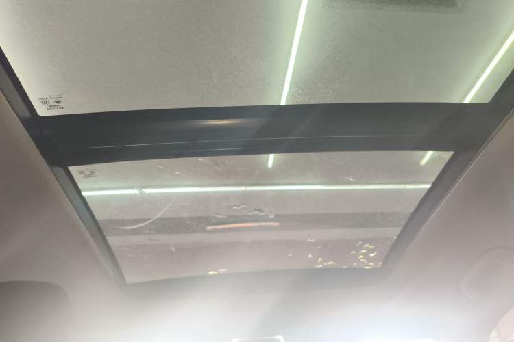 Used Toyota FRONTLANDER 2023 2.0L Smart Electric Hybrid Dual-Engine Deluxe Version
