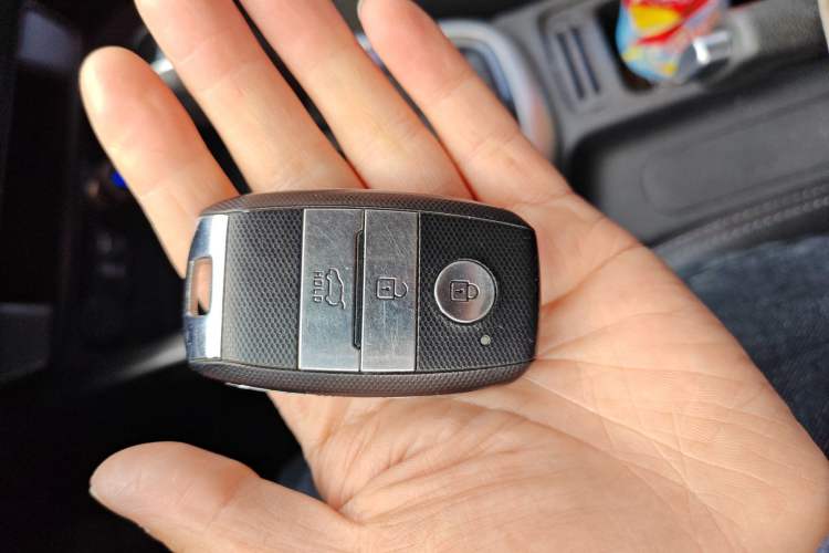 Used Kia KX3 2017 1.6L Automatic Aoya Version
