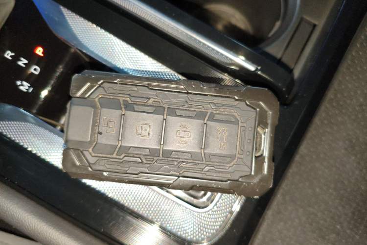 Used Hongqi H5 2024 1.5T DCT Smart Connect Flagship Edition
