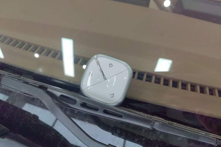 Used Wuling Hongguang MINIEV 2025 Four-Door Version Zhenxiang+ Edition
