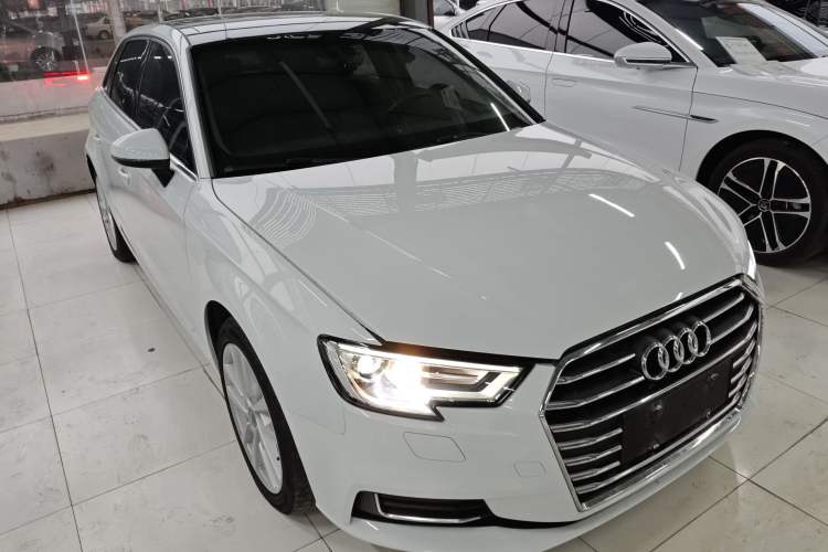 Used Audi A3 2020 Restyled Sportback 35 TFSI Entry-Level China VI Emission Standard
