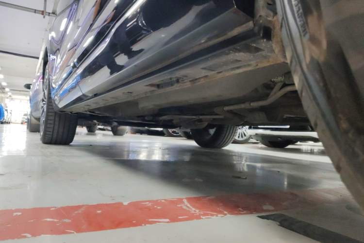 Used  Lanyue 2021 400T Two-Wheel-Drive Xingrui Pro Edition 7-Seater
