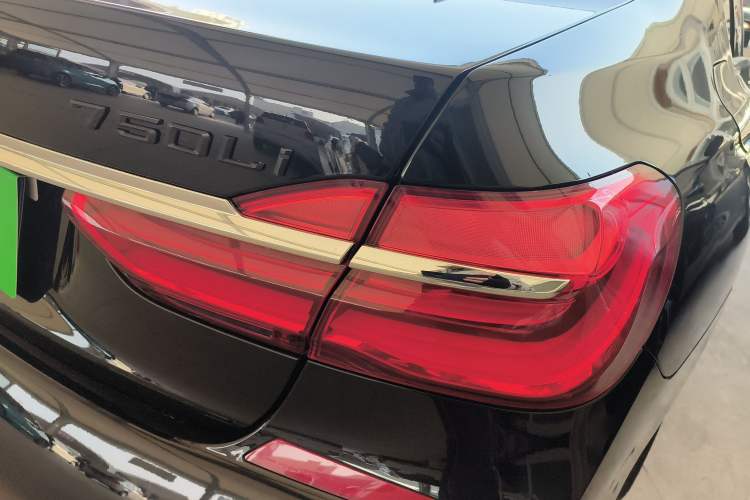 Used BMW 7 Series 2018 730Li Leading Model M Sport Package