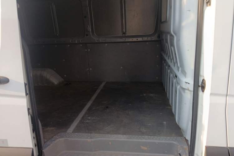 Used  Sunray 2021 2.0T Fuel-Efficient King Logistics Van Long Wheelbase D20TCIF1