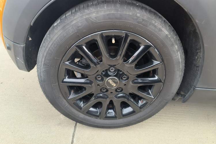 Used  MINI 2016 1.5T COOPER
