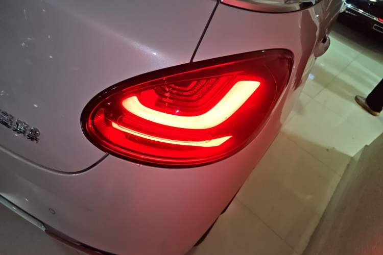 Used Wuling Bingo 2024 333 km Lingxi Connected Version
