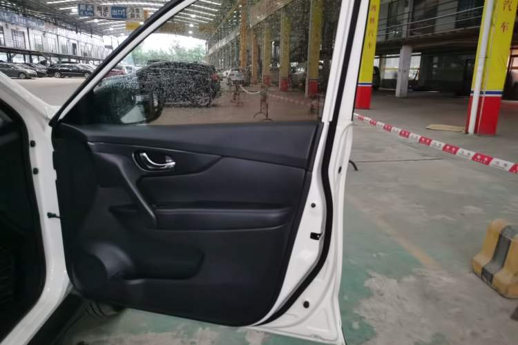 Used Nissan X-Trail 2017 2.0L CVT Comfort Edition 2WD
