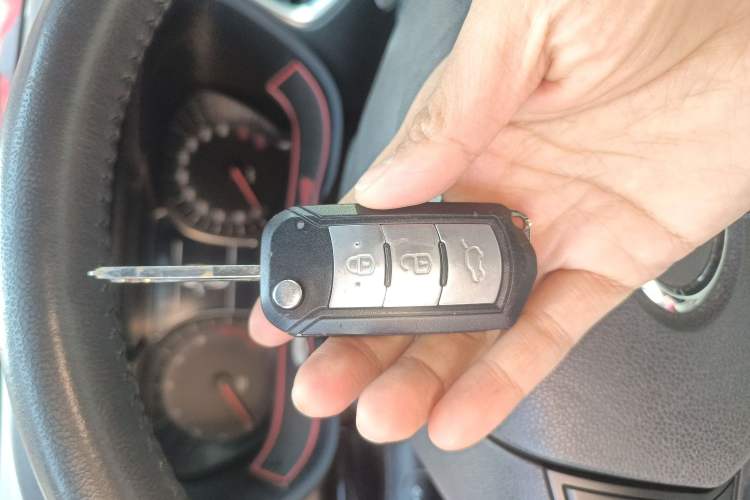 Used GAC Trumpchi GS4 2015 200T Manual Luxury Edition