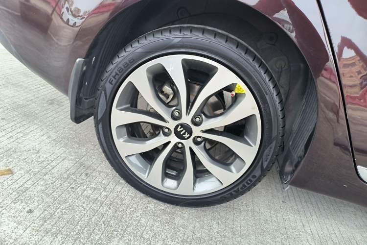 Used Kia K3 2013 1.6L Automatic GLS
