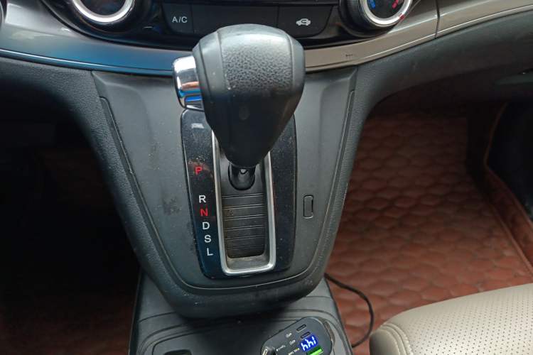 Used Honda CR-V 2015 2.0L two-wheel drive Fashion Edition
