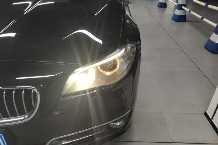 Used BMW 5 Series 2014 525Li Luxury Design Package
