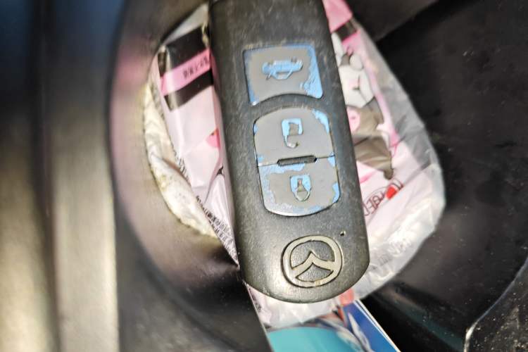 Used Mazda Atenza 2014 2.0L Blue Sky Fashion Edition
