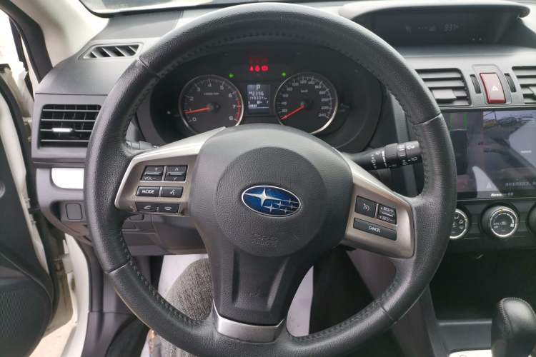 Used Subaru XV 2014 2.0i Comfort Navigation Edition
