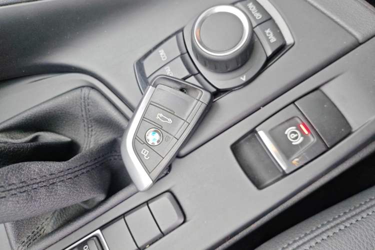 Used BMW X1 2018 sDrive20Li Leading Model
