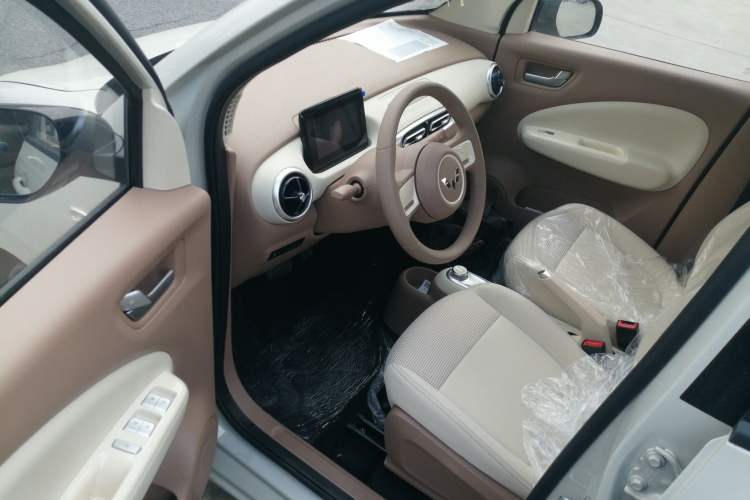 Used Wuling Hongguang MINIEV 2025 Four-Door Version Advanced Edition