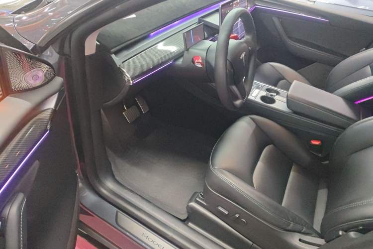 Used Tesla Model Y 2021 Standard Range Rear-Wheel Drive Version
