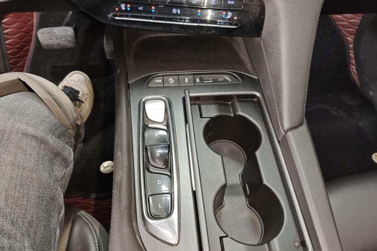 Used Buick Enclave 2020 28T Four-Wheel Drive Prestige Version
